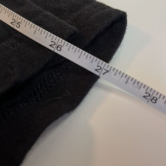 BOB’S Burgers Tina Belcher black tee with graphic Smart strong sensual SZ M - Picture 10 of 10